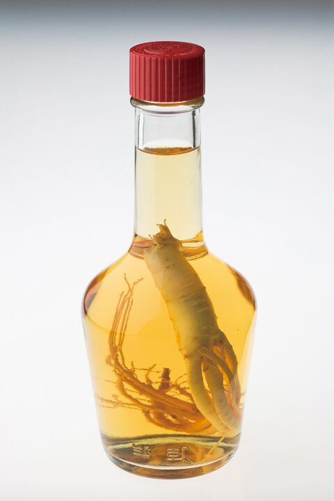 Tincture with ginseng root - a natural aphrodisiac that improves a man's sex life